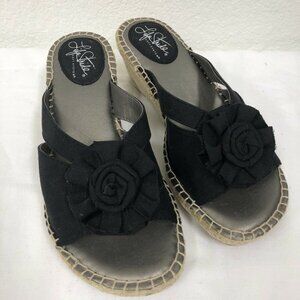 LIFESTRIDE Benefit Black Fabric Soft System Slides